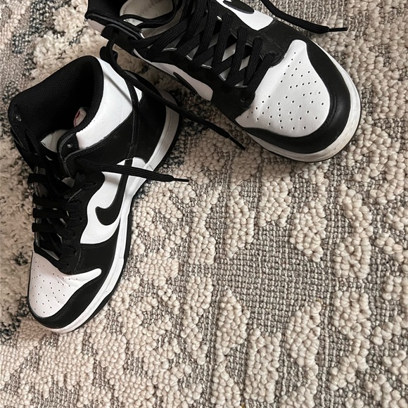 Nike dunks - Picture 3 of 4